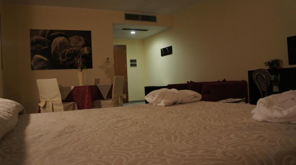 Hotel Le Sorgenti Popoli Pokoj fotografie